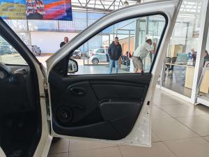 Nissan NP200 1.6 Single Cab - Image 14