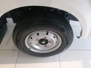 Kia K 2500S/C - Image 10