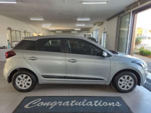Hyundai i20 1.2 Motion - Image 8
