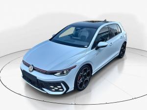 Volkswagen Golf GTI - Image 1