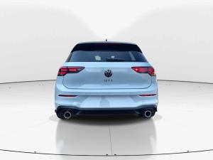 Volkswagen Golf GTI - Image 4