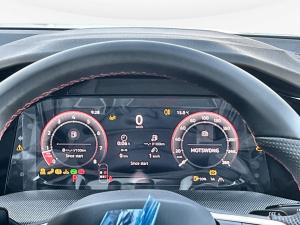 Volkswagen Golf GTI - Image 9