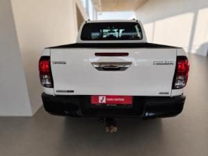 Toyota Hilux 2.8GD-6 double cab 4x4 Legend 50 auto - Image 5