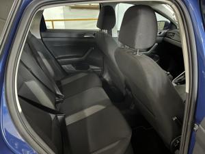Volkswagen Polo hatch 1.0TSI Life auto - Image 7