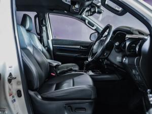 Toyota Hilux 2.8GD-6 double cab Legend auto - Image 12