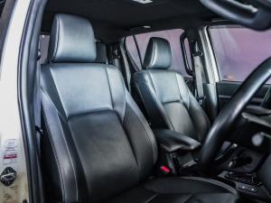 Toyota Hilux 2.8GD-6 double cab Legend auto - Image 15