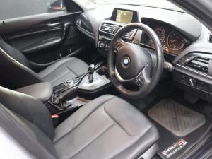 BMW 1 Series 118i 5-door auto - Image 10