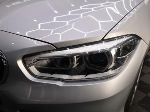 BMW 1 Series 118i 5-door auto - Image 12