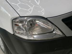 Nissan NP200 1.6i (aircon) - Image 14