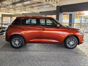 Suzuki Swift 1.2 GL - Image 13