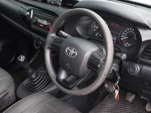 Toyota Hilux 2.4GD S (aircon) - Image 17