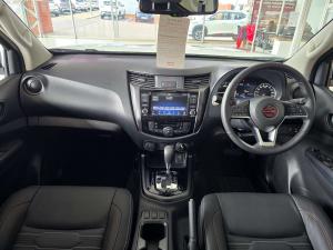 Nissan Navara 2.5DDTI PRO-4X Warrior 4X4 automatic D/C - Image 7
