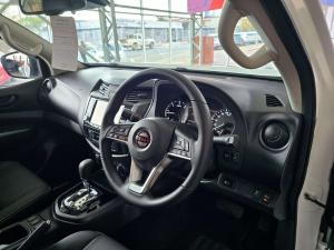 Nissan Navara 2.5DDTI PRO-4X Warrior 4X4 automatic D/C - Image 8