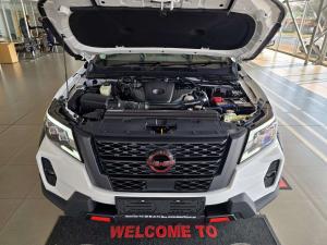 Nissan Navara 2.5DDTI PRO-4X Warrior 4X4 automatic D/C - Image 9