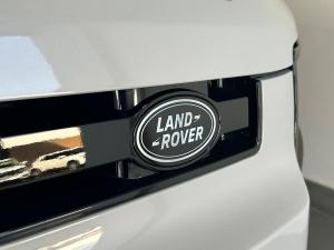 Land Rover Defender 130 D350 X-Dynamic HSE - Image 19
