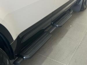 Land Rover Defender 130 D350 X-Dynamic HSE - Image 26