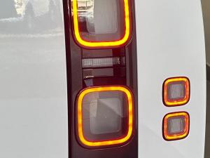 Land Rover Defender 130 D350 X-Dynamic HSE - Image 27