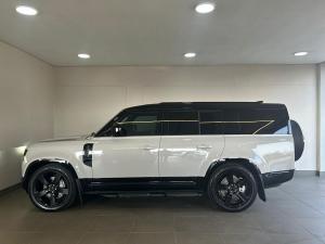 Land Rover Defender 130 D350 X-Dynamic HSE - Image 8