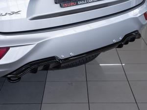 Isuzu mu-X 3.0TD LSE - Image 12