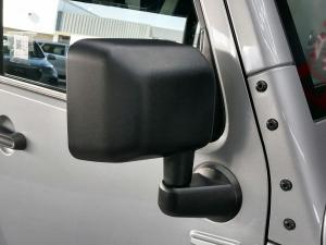Jeep Wrangler 3.6L Rubicon - Image 11