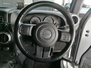 Jeep Wrangler 3.6L Rubicon - Image 19