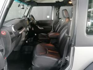Jeep Wrangler 3.6L Rubicon - Image 26