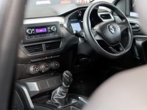 Renault Kiger 1.0 Life - Image 15
