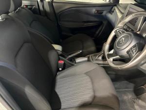 Suzuki Baleno 1.5 GL manual - Image 5