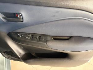 Suzuki Baleno 1.5 GL manual - Image 7