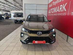 Toyota Fortuner 2.4GD-6 auto - Image 3