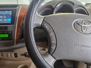 Toyota Fortuner V6 4.0 4x4 auto - Image 22