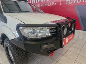 Toyota Fortuner V6 4.0 4x4 auto - Image 2