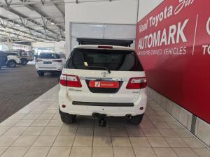 Toyota Fortuner V6 4.0 4x4 auto - Image 7