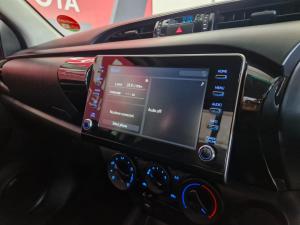 Toyota Hilux 2.4GD-6 single cab Raider manual - Image 13