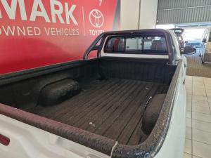 Toyota Hilux 2.4GD-6 single cab Raider manual - Image 15