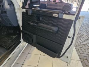Toyota Land Cruiser 79 2.8GD-6 double cab auto - Image 15