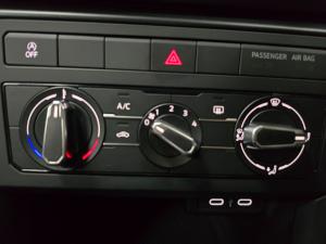 Volkswagen T-Cross 1.0TSI auto - Image 9