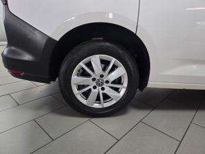 Volkswagen Caddy Kombi 1.6 - Image 4