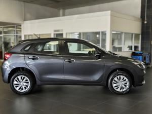 Suzuki Baleno 1.5 GL manual - Image 10