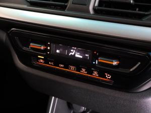 Suzuki Swift 1.2 GL - Image 19
