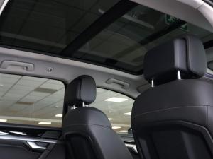 Volkswagen Touareg V6 TDI Luxury - Image 16