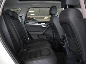 Volkswagen Touareg V6 TDI Luxury - Image 26