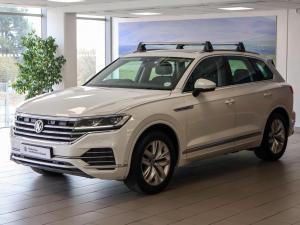 Volkswagen Touareg V6 TDI Luxury - Image 3