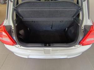 Suzuki Swift 1.2 GL manual - Image 9