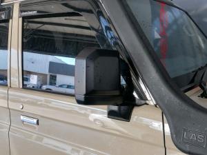 Toyota Land Cruiser 76 2.8GD-6 station wagon LX manual - Image 12