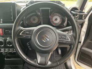 Suzuki Jimny 1.5 GLX AllGrip 3-door manual - Image 8