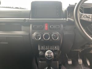Suzuki Jimny 1.5 GLX AllGrip 3-door manual - Image 15