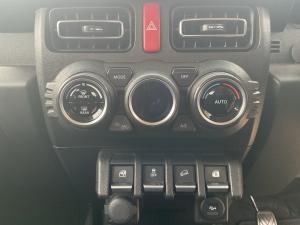 Suzuki Jimny 1.5 GLX AllGrip 3-door manual - Image 16