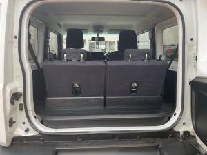 Suzuki Jimny 1.5 GLX AllGrip 3-door manual - Image 20