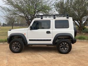 Suzuki Jimny 1.5 GLX AllGrip 3-door manual - Image 24